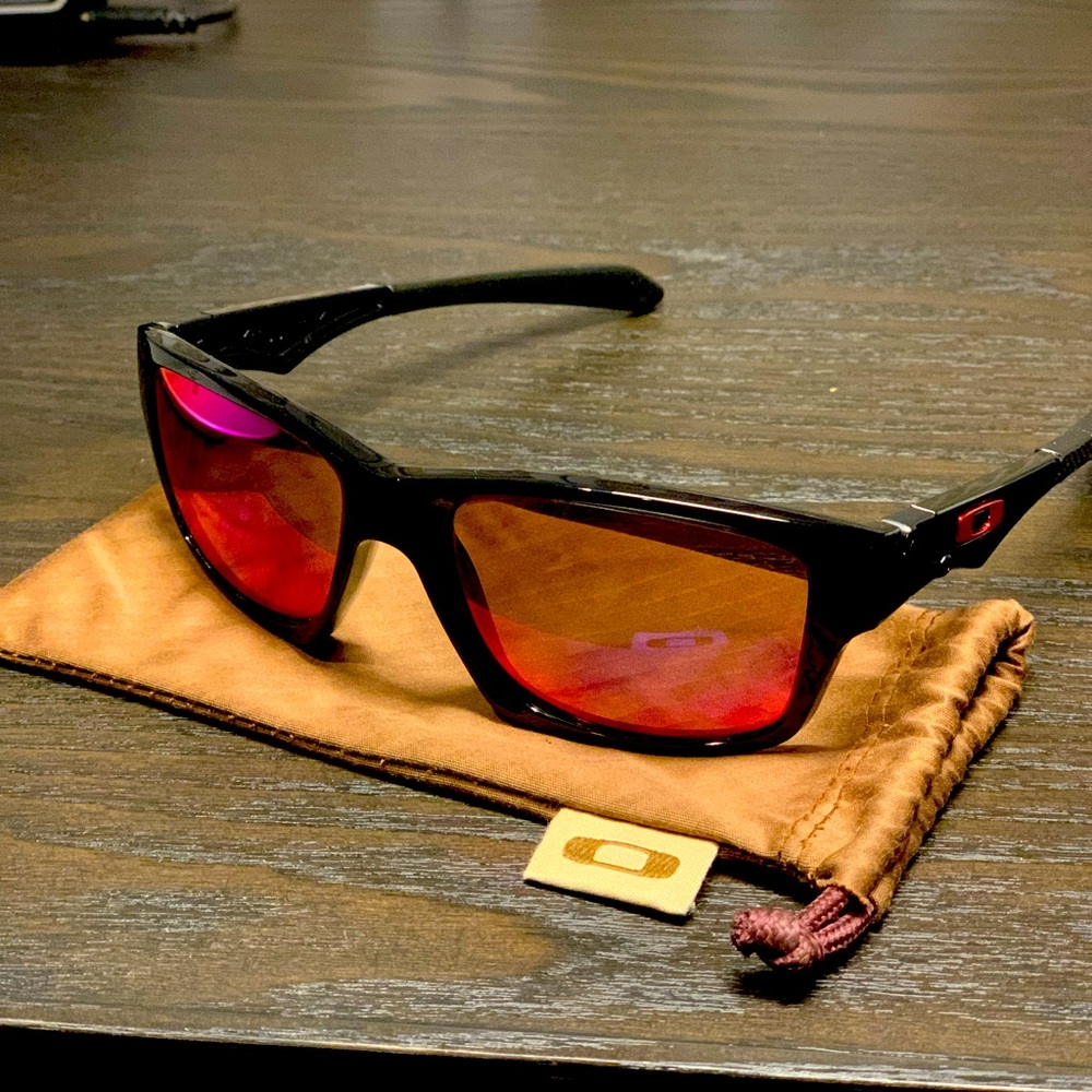 Oakley Jupiter Squared Ruby Iridium Polarized